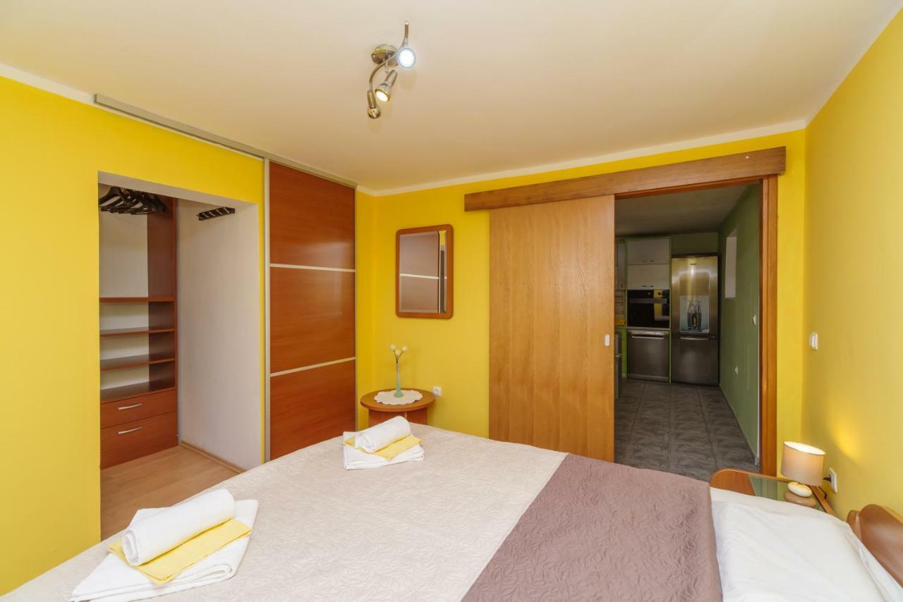 Apartment Sarar Crikvenica Exterior foto